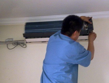 南寧美的空調修理電話_南寧空調修理_附近空調修理電話
