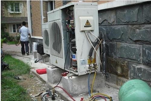 重慶春蘭空調維修電話_重慶美的空調維修電話_重慶空調維修電話