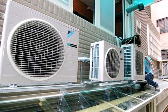 空調幾年加一次氟_空調一點氟沒有怎么加_南京海信空調加氟