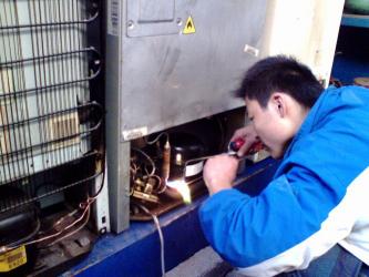 天津美的空調修理電話_上海夏普空調天津特約維修電話_天津三星空調維修電話
