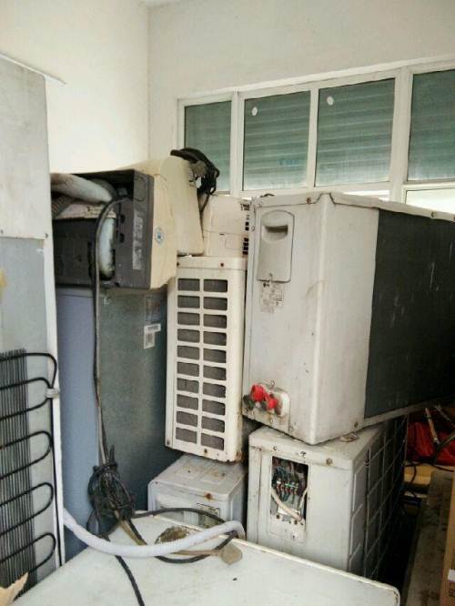 比亞迪f3空調加什么氟_空調加32的氟_深圳揚子空調加氟