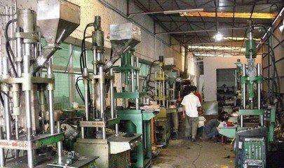 天津倒閉工廠回收公司_天津工廠公司整體轉讓_倒閉襪子工廠轉讓