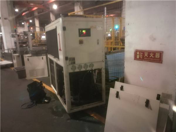 重慶春蘭制藥公司空調維修保養公司/重慶春蘭工業冷水機清洗維護