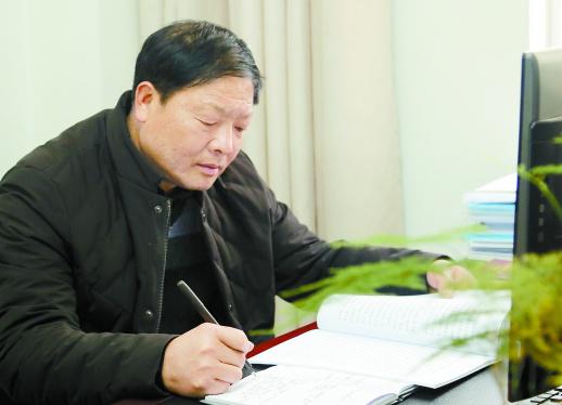 長沙美的空調修理電話_長沙開利空調維修電話_長沙奧克斯空調售后電話