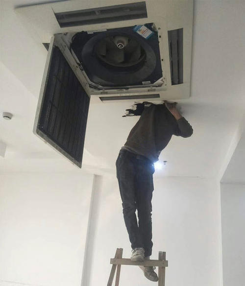 北京美的空調維修中心_北京空調維修_北京空調維修公司