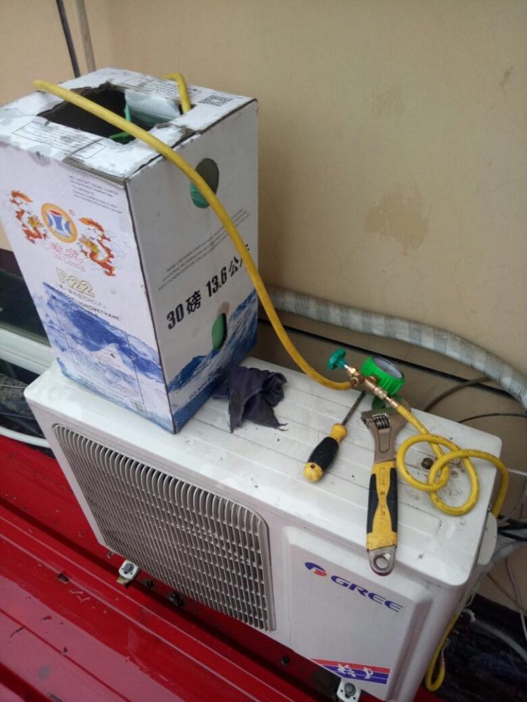 空調多久加一次氟_空調加一次氟多少錢_成都奧克斯空調加氟